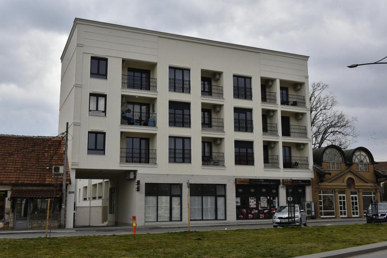 Grand Lux Apartman Čačak المظهر الخارجي الصورة